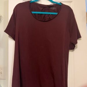 Athleta 2x workout top short sleeve with back cutout 20w 22w maroon